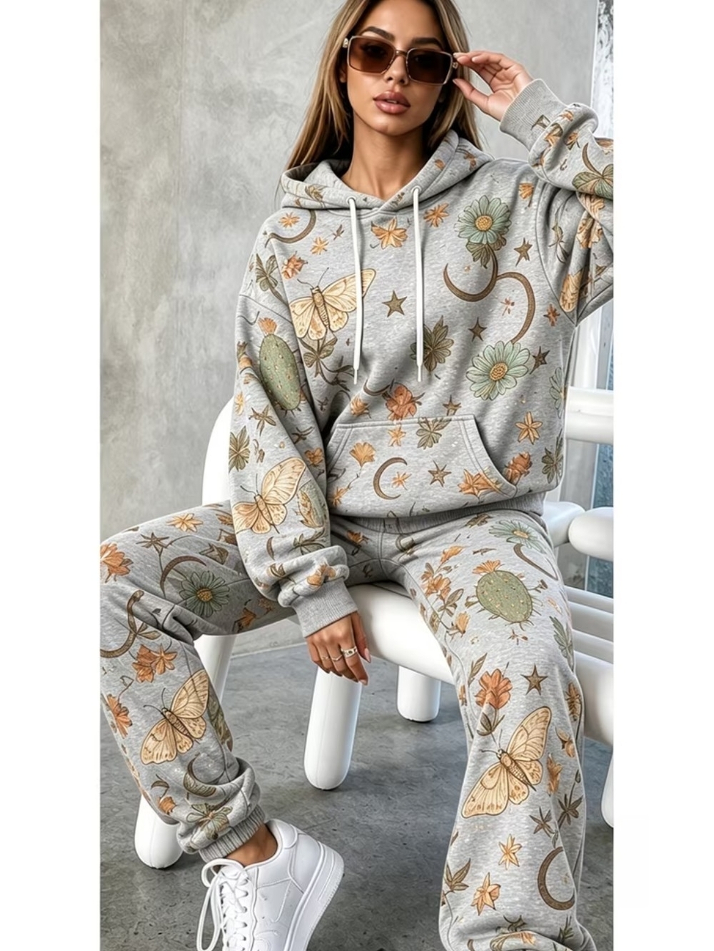 Women's Grey Floral & Butterfly Hoodie And Sweatpants Lounge Set